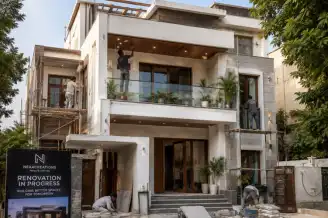 Building Renovation Contractor in Delhi for Residential Projects